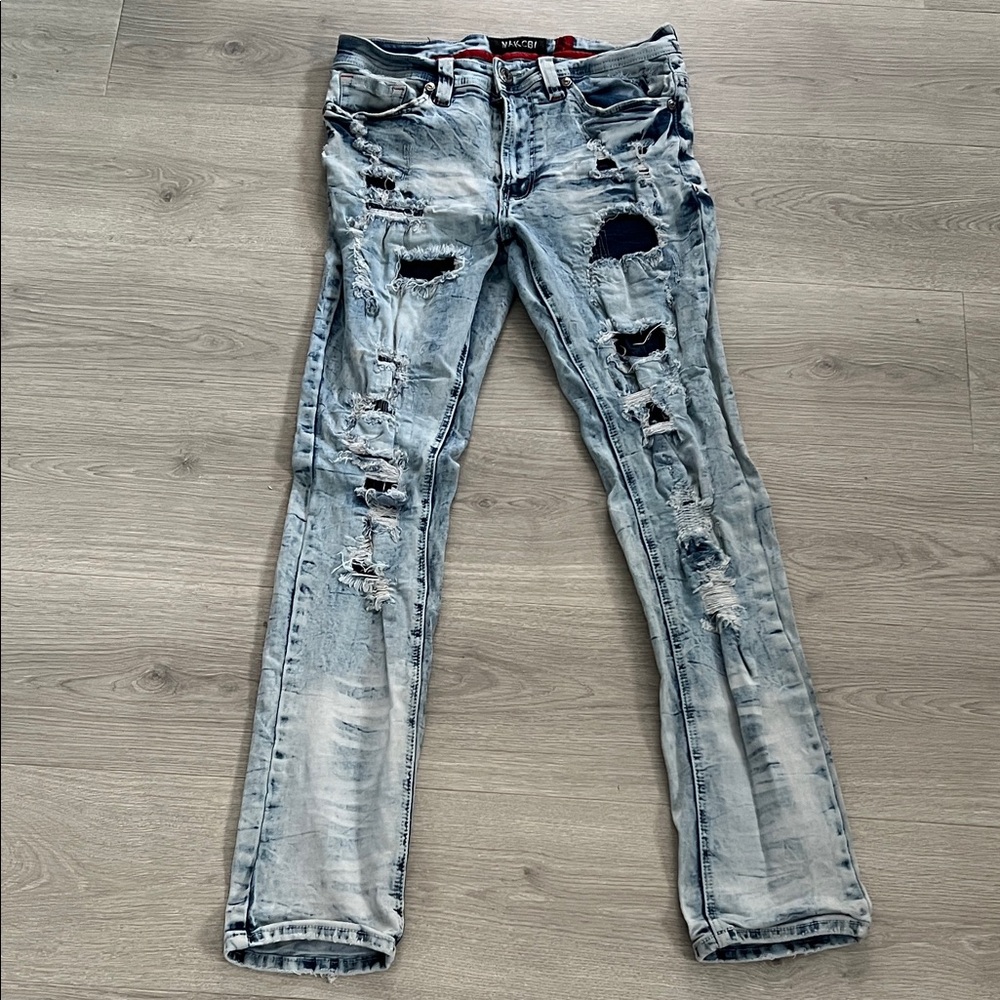 Makobi M1928 ALL OVER SHREDDED JEANS -
